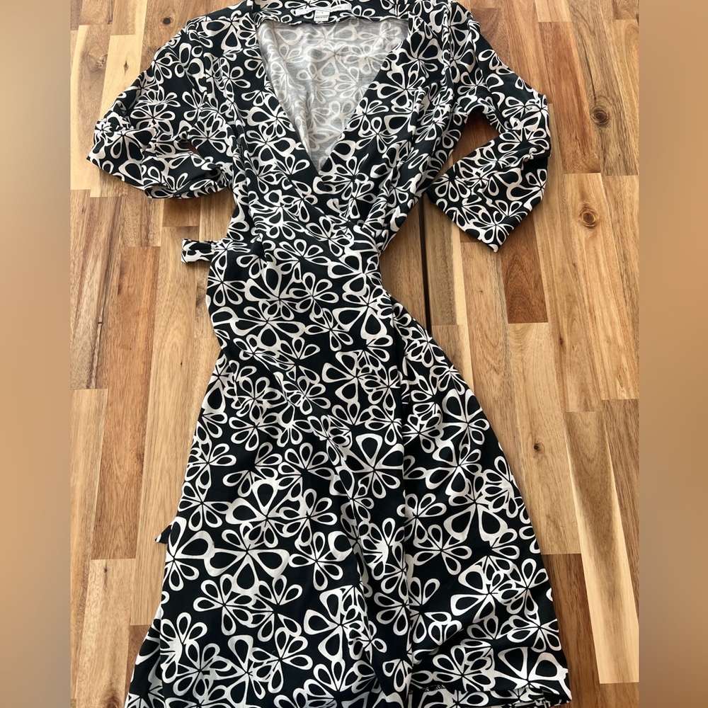 Diane von furstenburg wrap dress